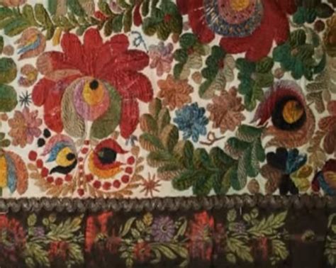 Folk art of the Maty , embroidery of a traditional community.